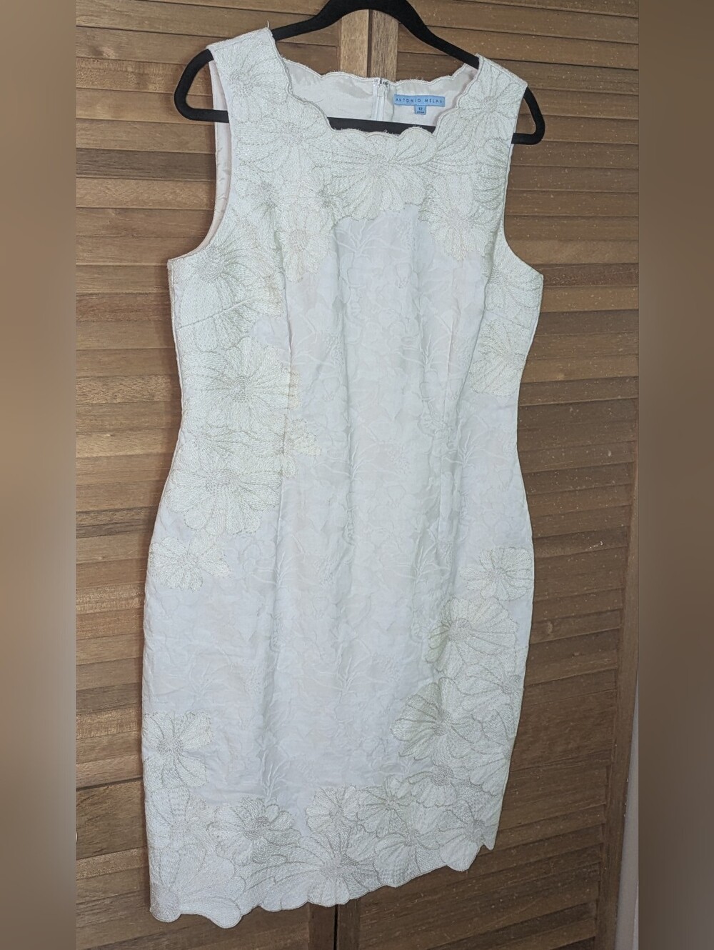 🔥SALE🔥Antonio Melani White Floral Lace Sheath Dress - Picture 2 of 13
